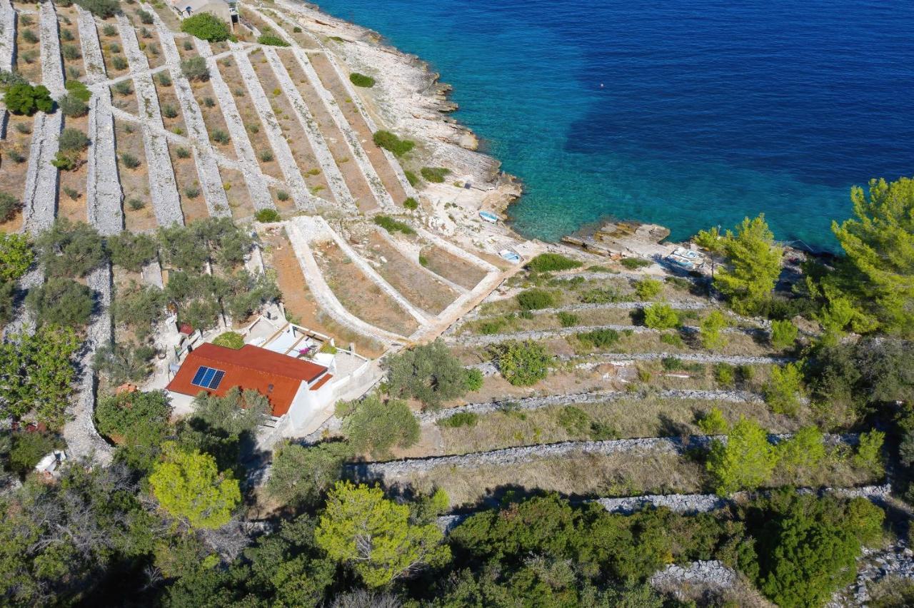 Secluded Fisherman's Cove Stiniva, Korcula - 11389 *